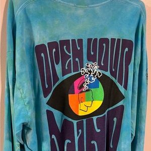 Blue Graphic Long Sleeve Shirt